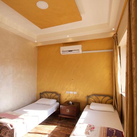 Erasmus Student House By Sunrise Hostel Amman Zewnętrze zdjęcie