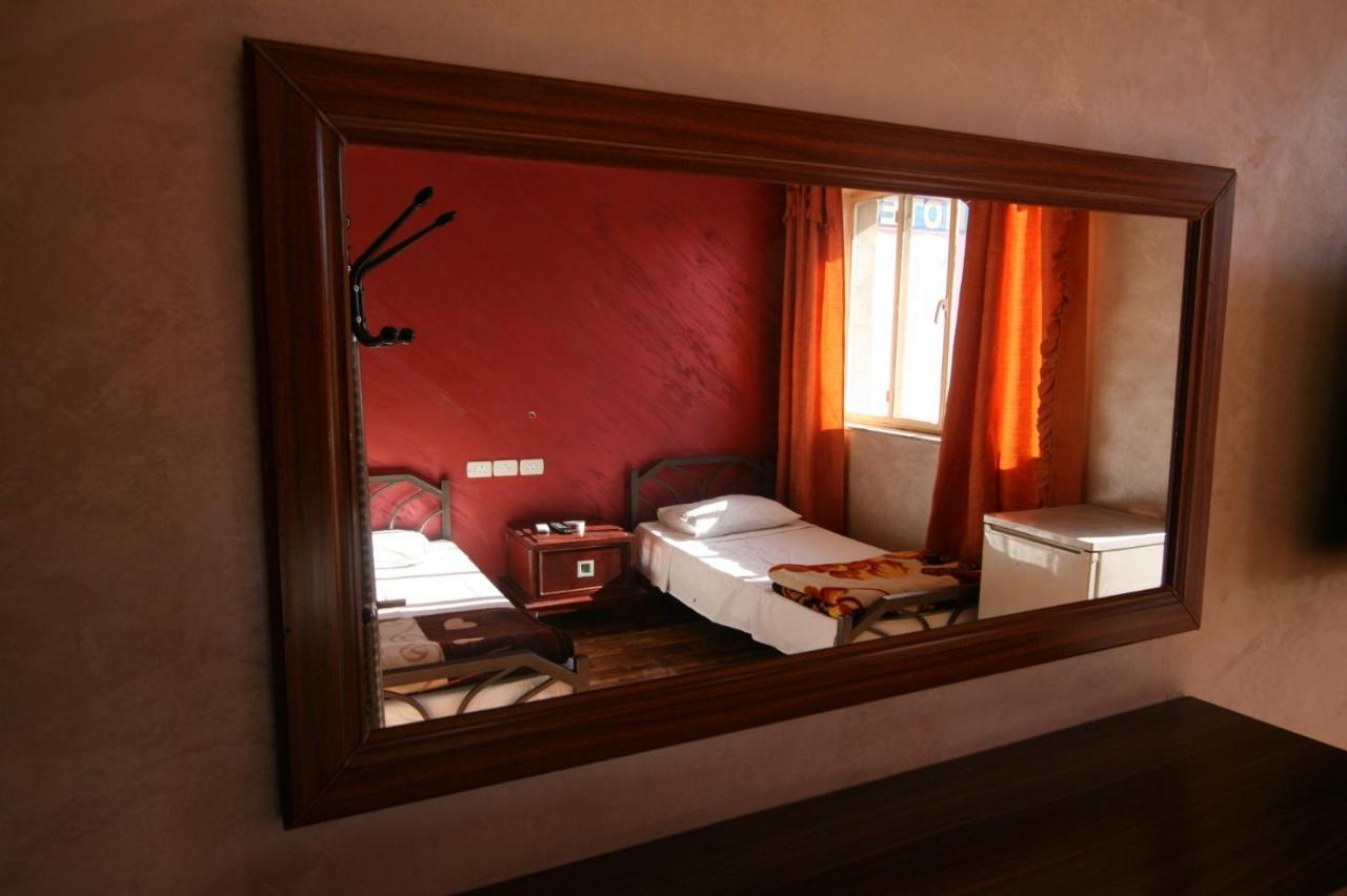 Erasmus Student House By Sunrise Hostel Amman Zewnętrze zdjęcie